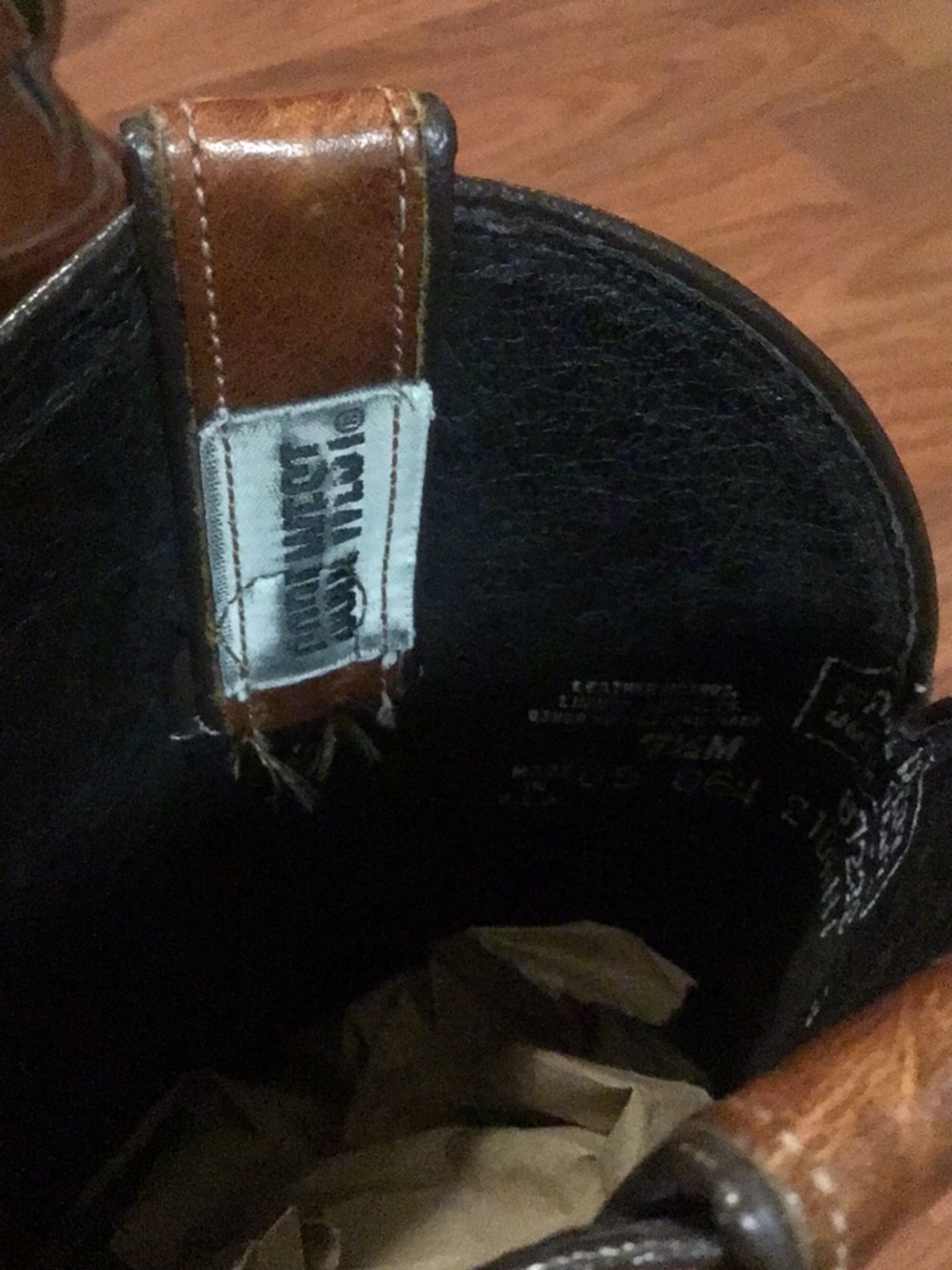 Vintage Brown Leather Western Heeled Boots with Black Accents - Picture 5 of 7